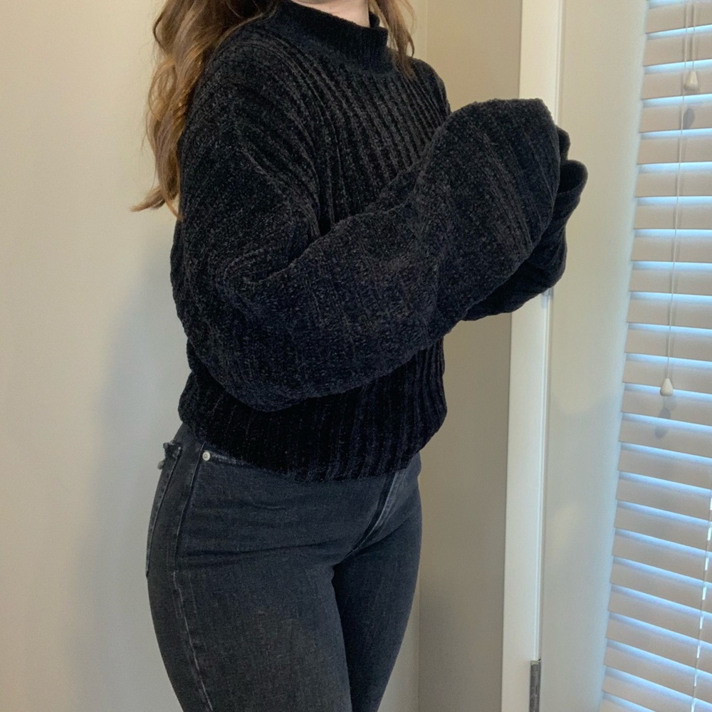 Sweater - Picture 2 of 5
